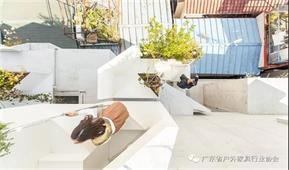 模糊室内外界限的住宅